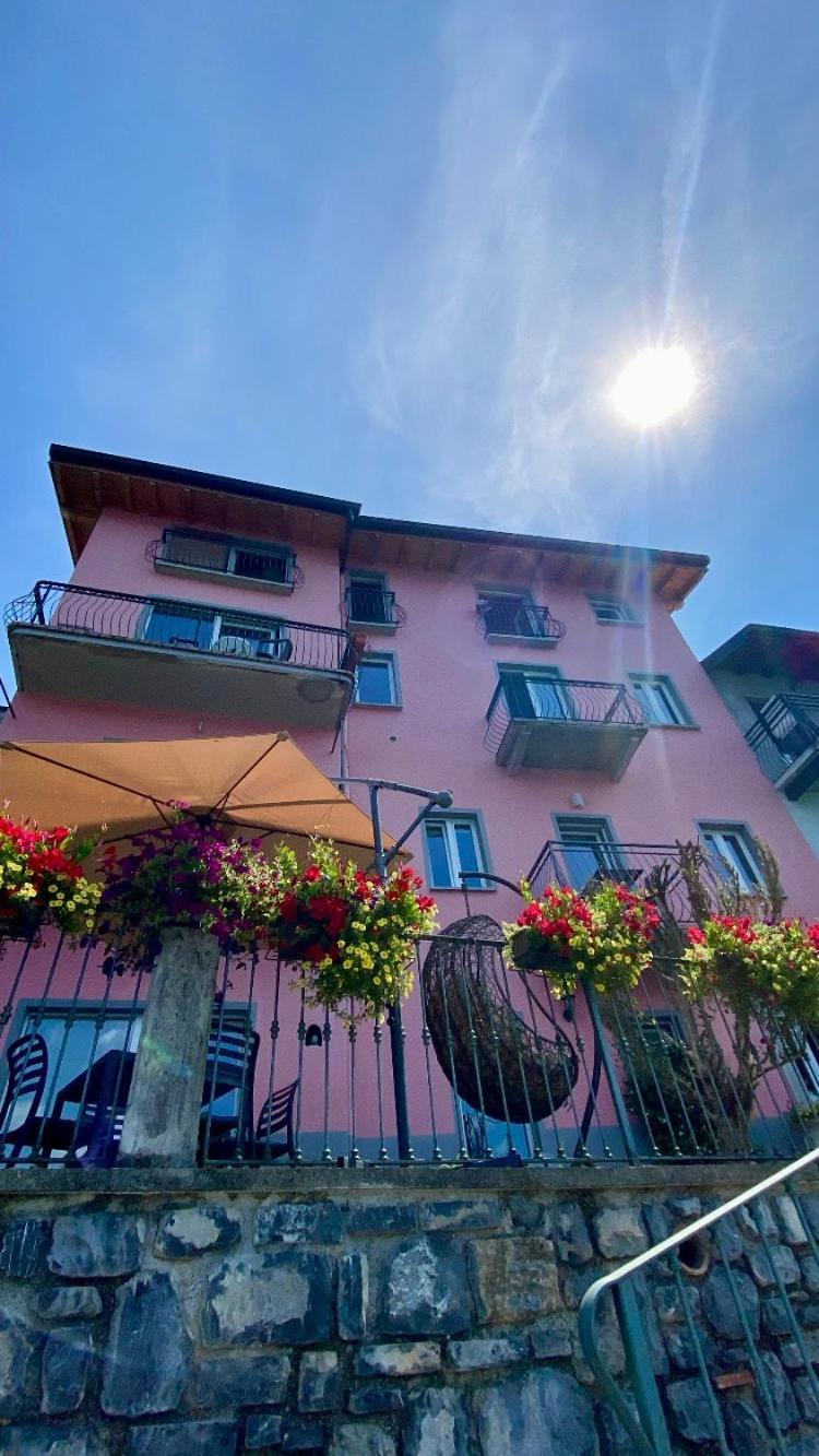 Bed and breakfast Nest On The